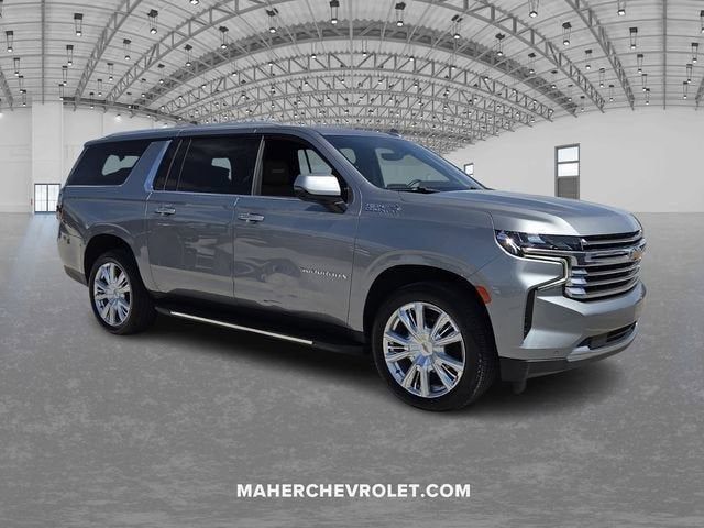Sterling Gray Metallic 2023 Chevrolet Suburban High Country RWD SUV / Crossover 4X2