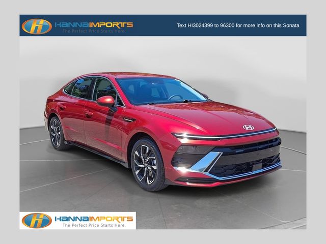 Ultimate red 2025 Hyundai Sonata Sedan Front-Wheel Drive 8-Speed Automatic