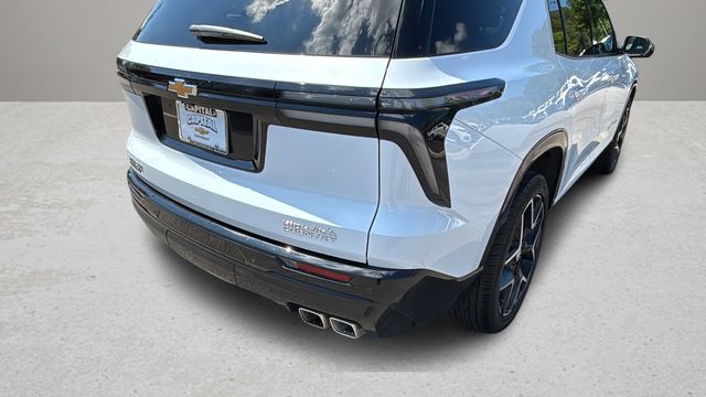 Used 2026 White Chevrolet High Country image 40