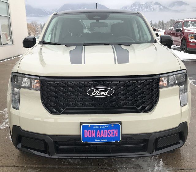 New 2025 Beige Ford XLT image 2
