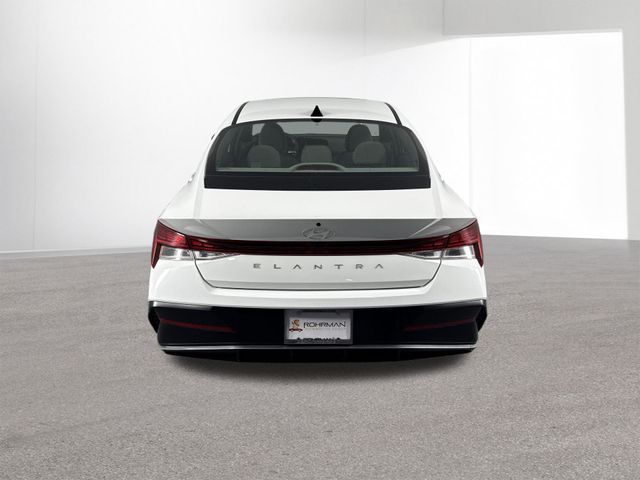 Used 2025 Hyundai Elantra For Sale in Indianapolis, IN