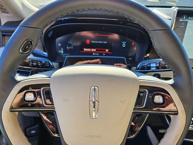 New 2025 Gray Lincoln Reserve image 24