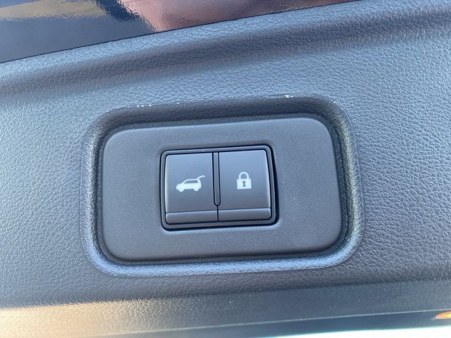 2025 Nissan Pathfinder Rock Creek photo