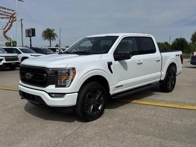 View vehicle photo 4