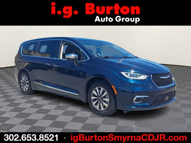Blue Pearl 2023 Chrysler Pacifica Hybrid Minivan Front-Wheel Drive Continuously Variable Transmission