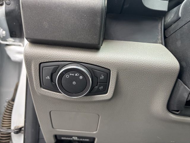 2019 Ford F-350SD XL photo