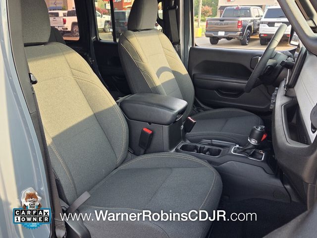 Used 2024 Gray Jeep Sport S image 16