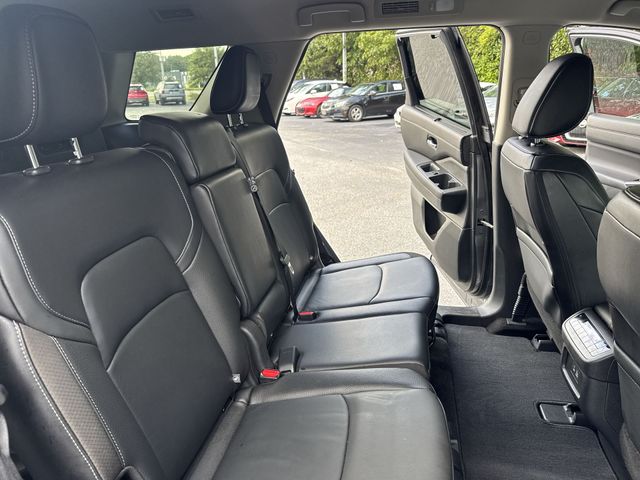 Used 2024 Gray Nissan SL image 11