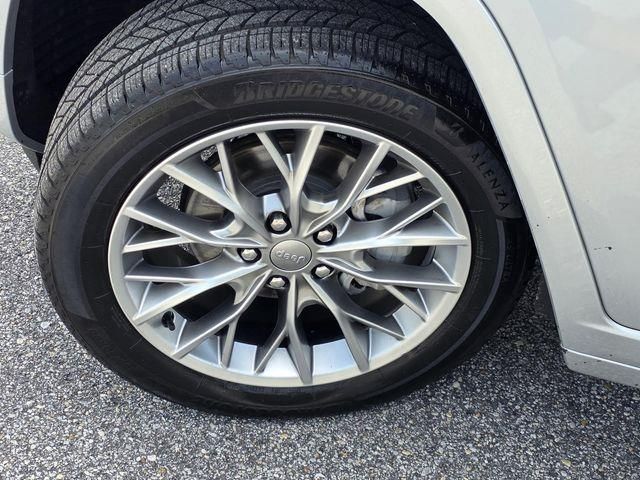 Used 2023 Jeep Grand Cherokee SUV