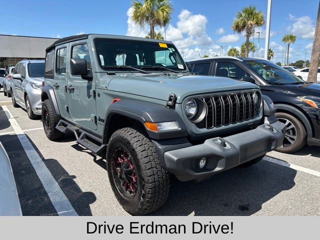 2024 Jeep Wrangler Sport's photo