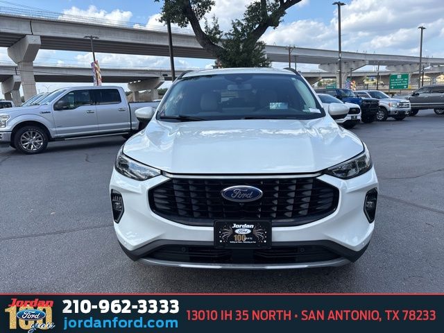 Used Car 2023 Ford Escape  Platinum For Sale Under $30,000 In San Antonio, Texas