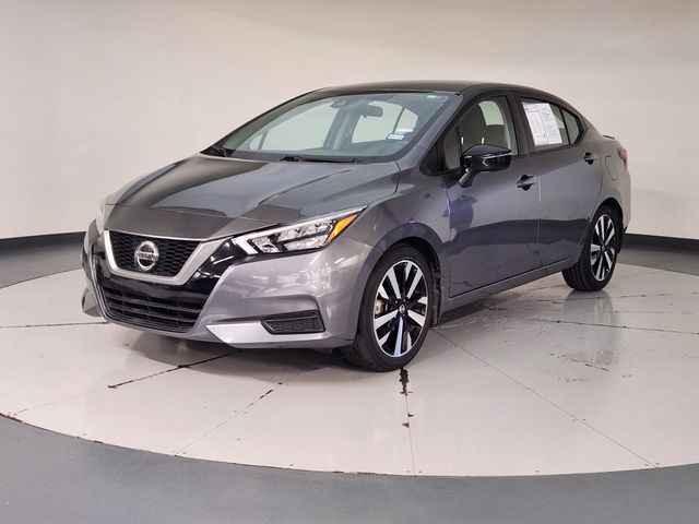 2022 Nissan Versa 1.6 SR