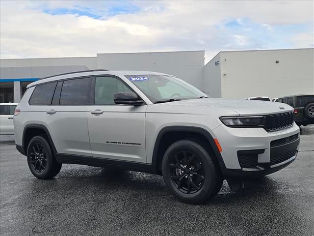 2024 Jeep Grand Cherokee L Altitude 4WD