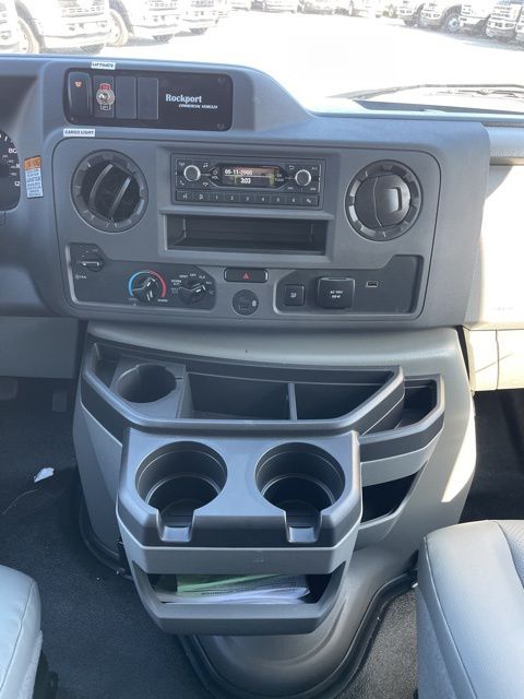 2025 Ford E-Series E-350 SD