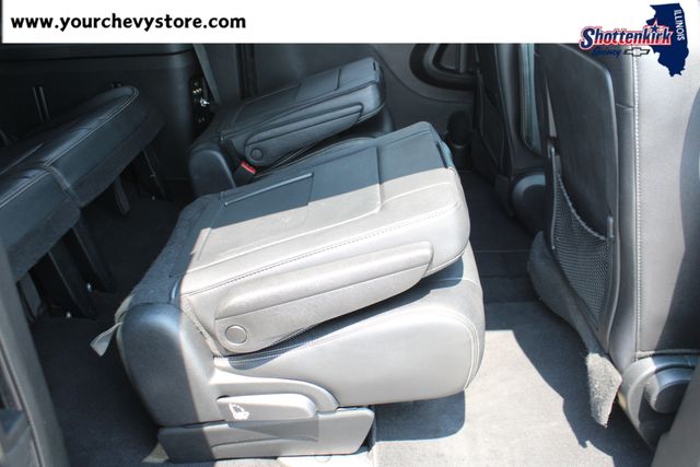 Used 2014 Chrysler Town & Country Van