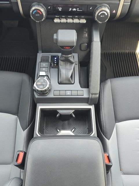 2025 Toyota Tacoma Hybrid:46433A2