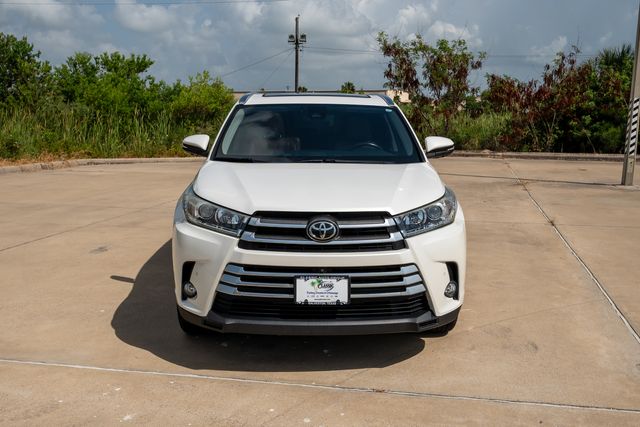 2018 Toyota Highlander Limited Platinum White at Emmons Autoplex
