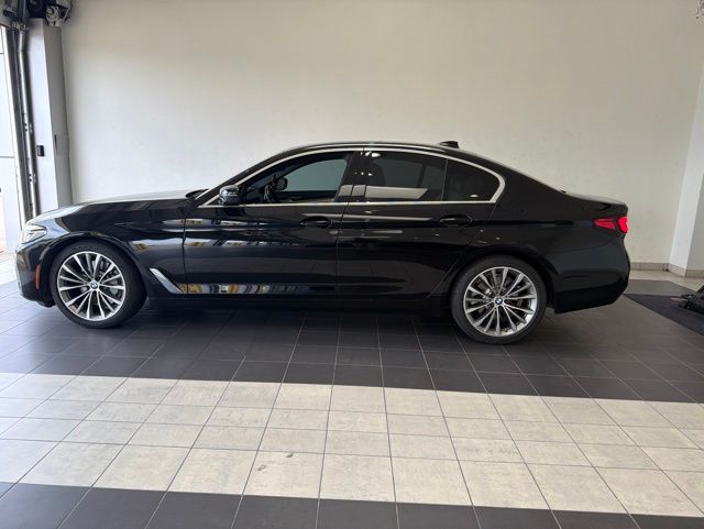 2021 BMW 5 Series 530i Sedan's photo