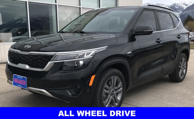 Used 2021 Black Kia S image 4