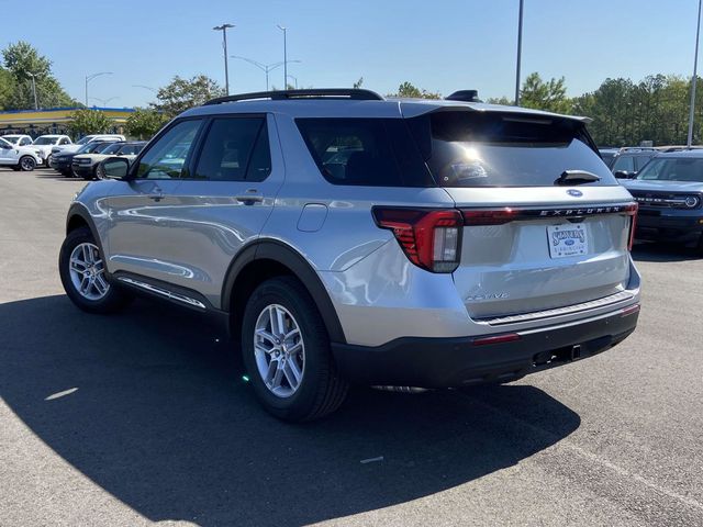 2025 Ford Explorer Active 6