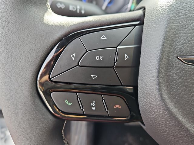 New 2026 White Chrysler Limited image 23