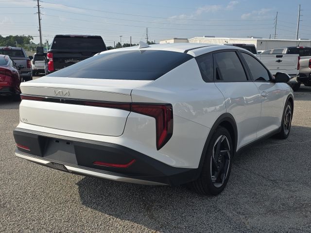 2025 Kia K4 EX:L44120B
