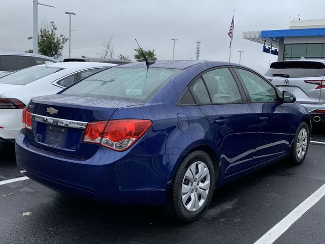 2013 Chevrolet Cruze LS 10