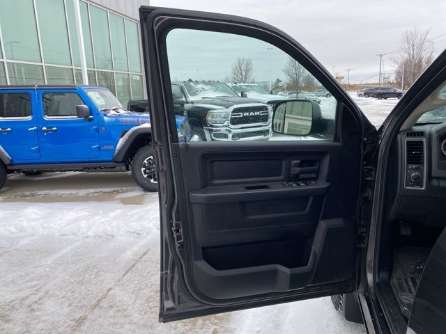 2016 Ram 2500 Tradesman - Granite Crystal Metallic Clearcoat exterior view 9