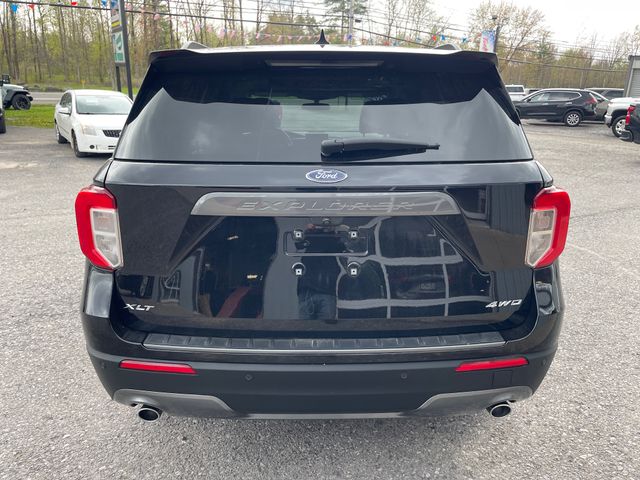 2023 Ford Explorer XLT - Agate Black Metallic exterior view 6