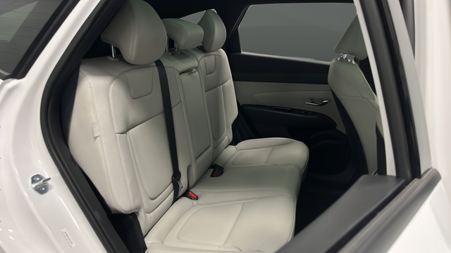 Used 2025 Creamy White Pearl Hyundai Limited image 25