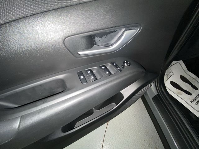Used 2024 Gray Hyundai SEL image 13