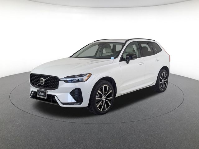 2023 Volvo XC60 B5 Plus Dark Theme AWD