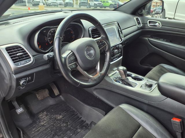 Used 2020 Black Jeep  image 10