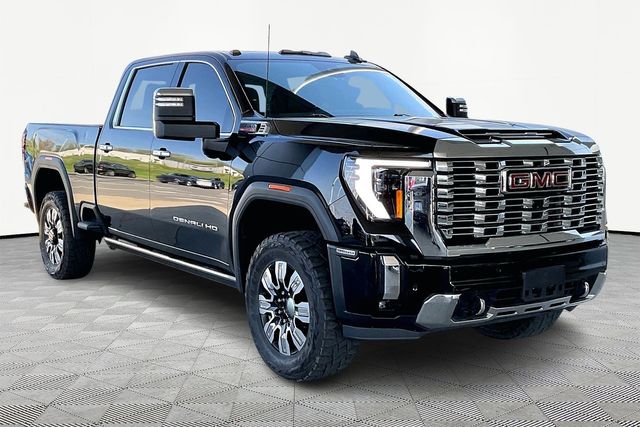 2024 GMC Sierra 3500HD Denali Crew Cab 4WD