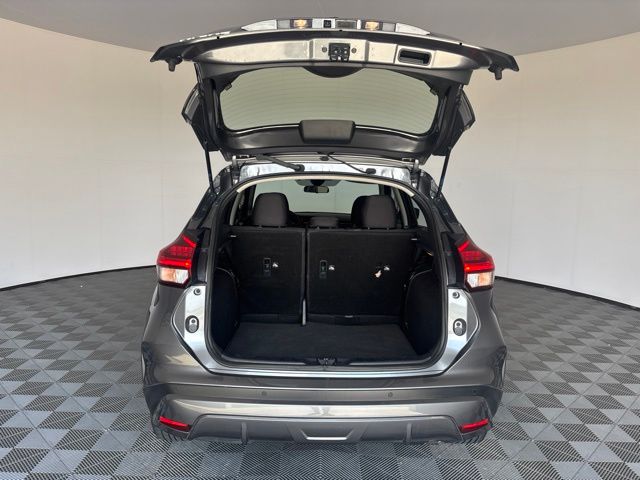Used 2021 Nissan Kicks SUV