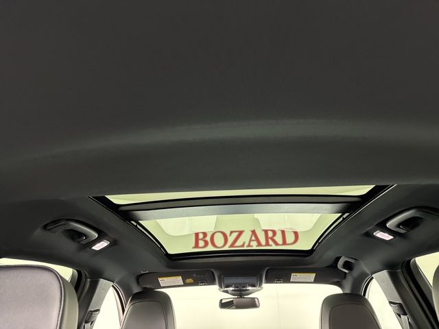 2025 Star White Metallic Tri-Coat Ford Escape ST-Line Elite AWD SUV