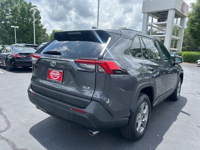 2023 Toyota RAV4 XLE - Photo 7