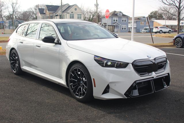 2026 BMW M5 M5 Touring's photo