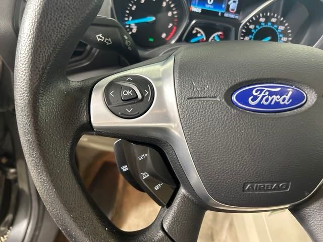 2016 Ford Escape SE 21