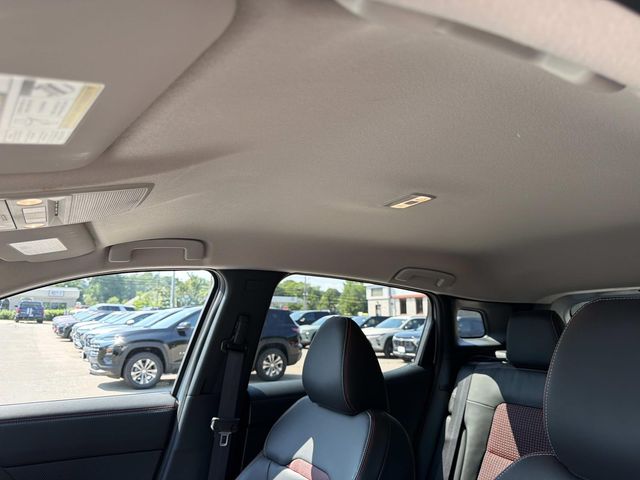 2025 Nissan Kicks - Image 31
