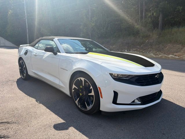 Summit White 2023 Chevrolet Camaro Convertible Rear-Wheel Drive 8-Speed Automatic