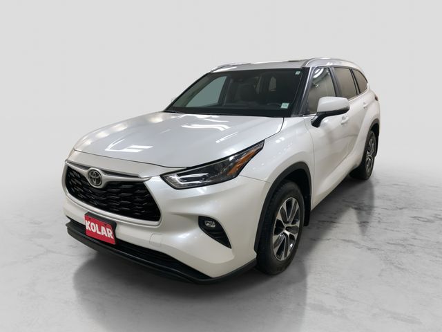 2023 Toyota Highlander XLE AWD