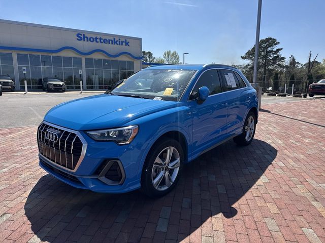 2022 Audi Q3 quattro Premium S Line 45 TFSI