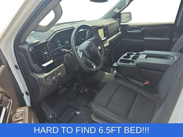 Used 2024 White Chevrolet RST image 9
