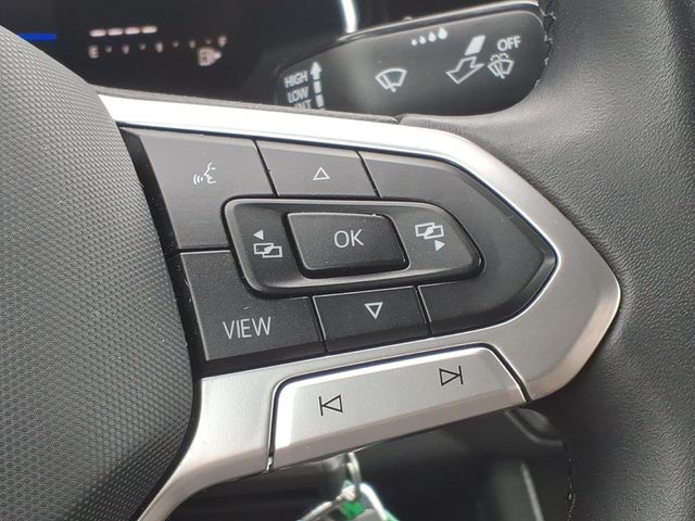 2023 Volkswagen Jetta - Image 13