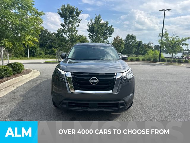 Used 2025 Gray Nissan SV image 2