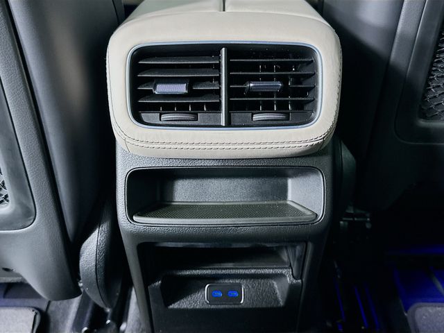 Thumbnail: 2025 Mercedes-Benz GLE - 26