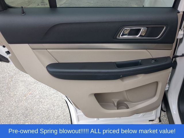 Used 2019 White Platinum Clearcoat Metallic Ford XLT image 35