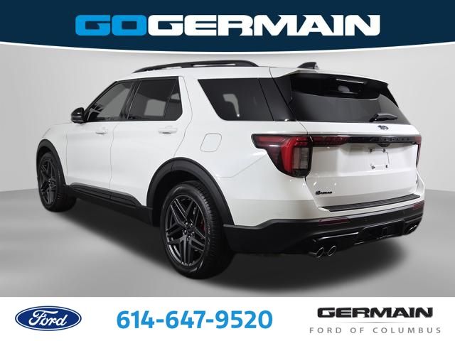 Used 2025  Ford ST image 11