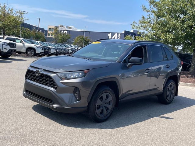 2020 Toyota RAV4 LE 7